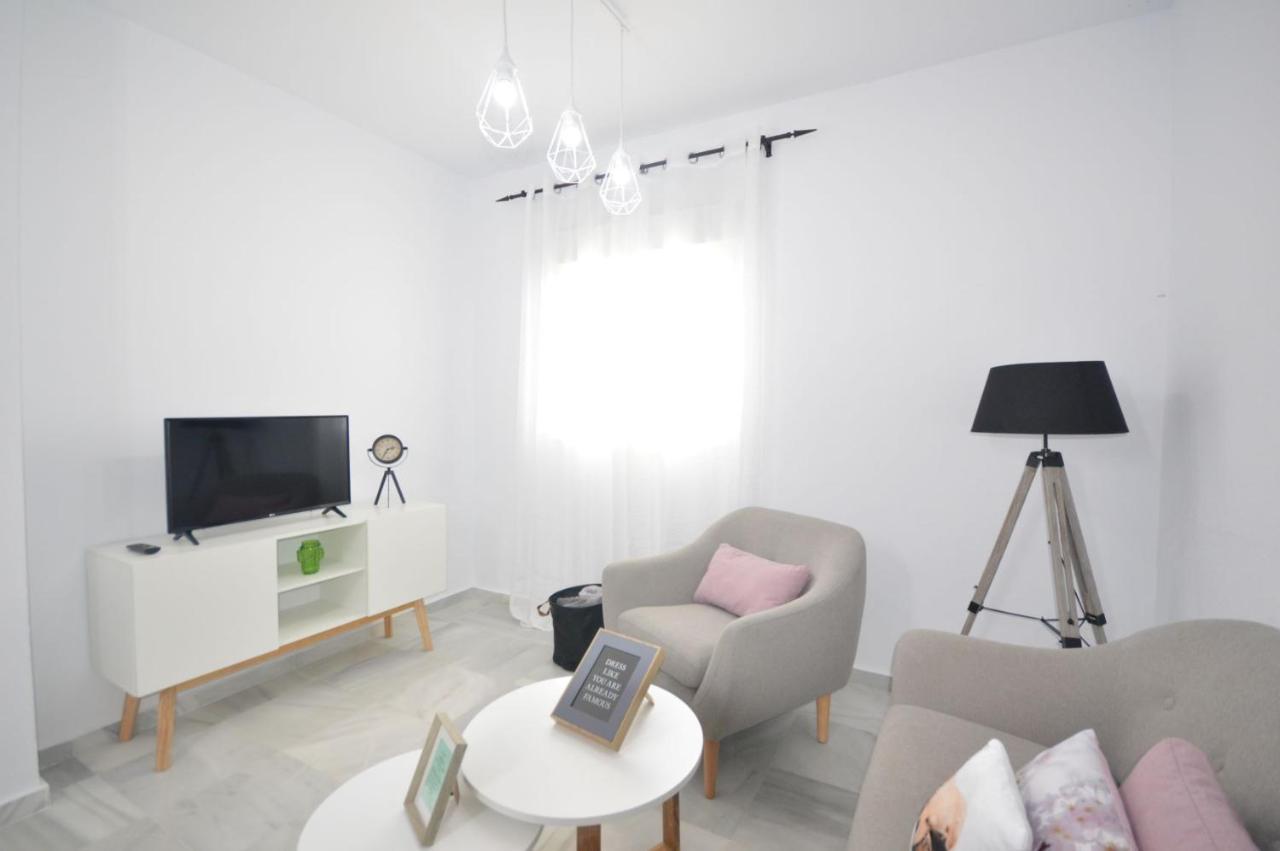 Apartamento Centrico En Conil Con Garaje โกนิล เด ลาฟรอนเตรา ภายนอก รูปภาพ